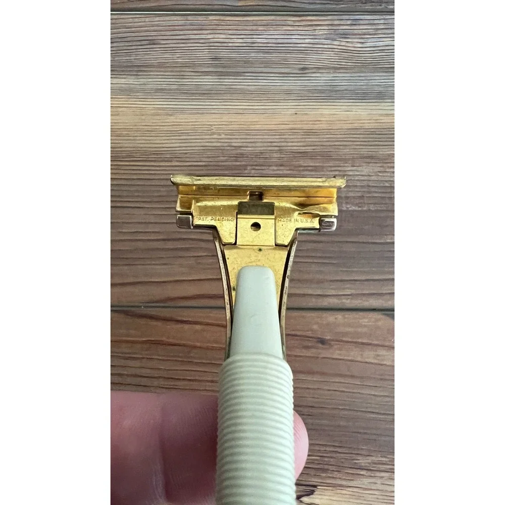 Vintage Schick Eversharp Injector Razor Type J Crown Cream Gold Made in USA
